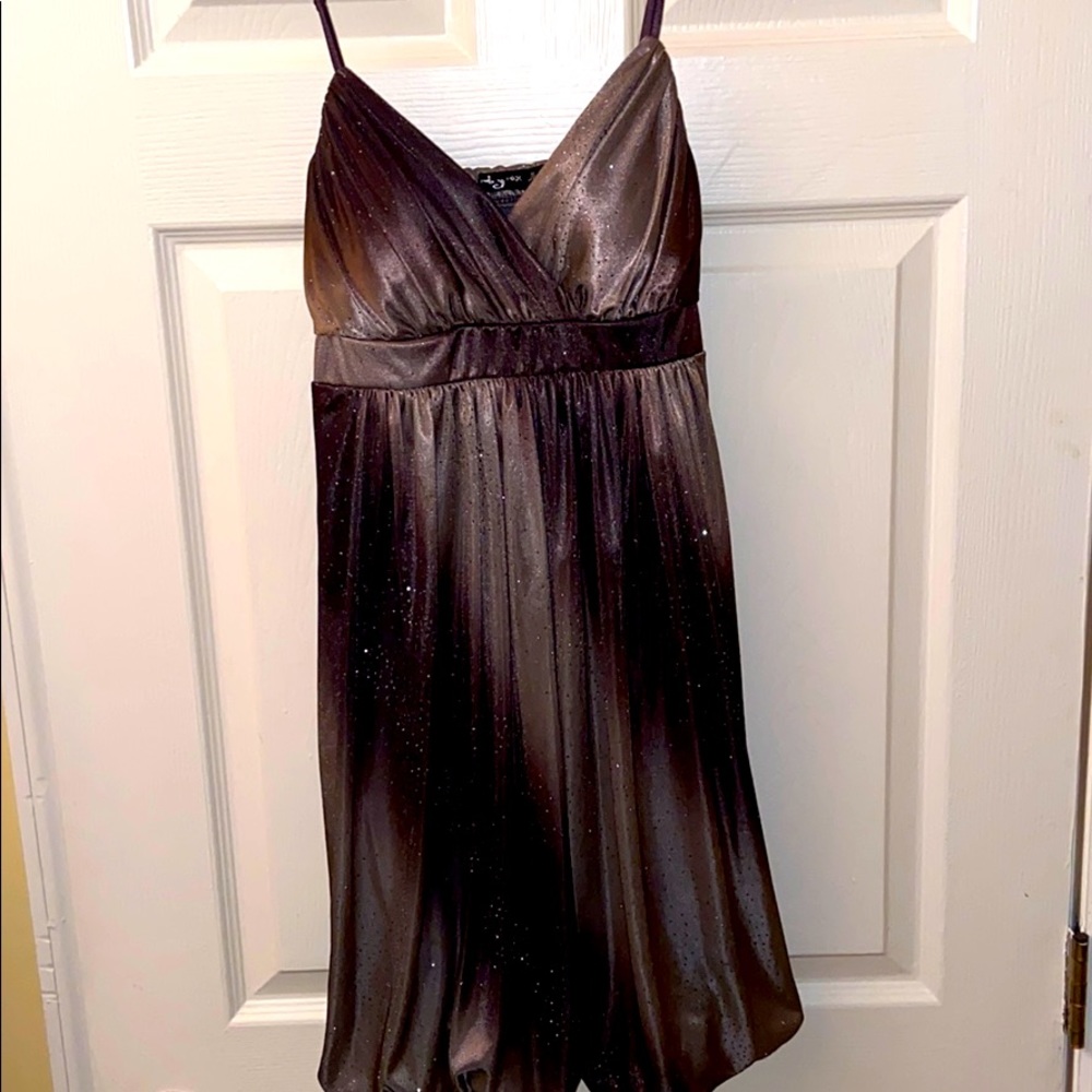 Super cute, baby doll prom dress